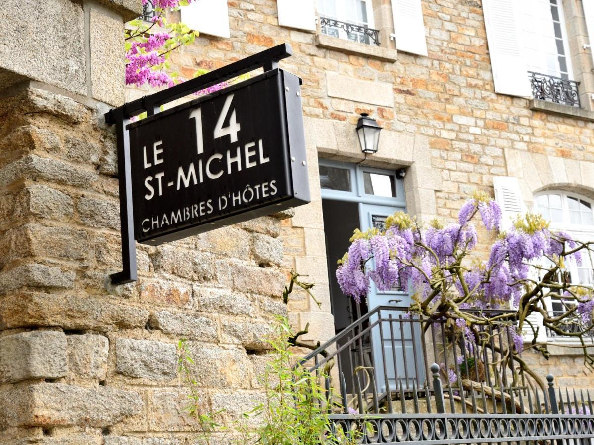 Le 14 St Michel Bed & Breakfast Жослен Екстериор снимка